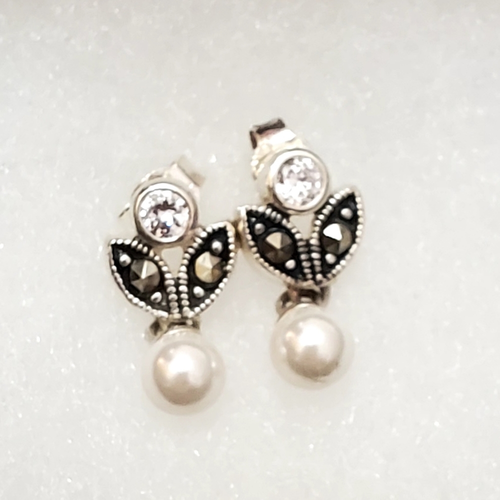 FIRM! RARE Silpada 925 Sterling Marcasite CZ Pearl Earrings P0972